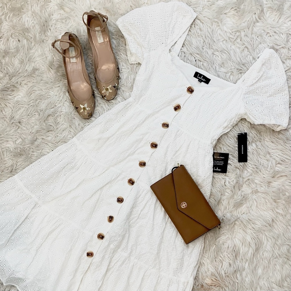 Size M NWT Lulu’s White Summer Midi Dress